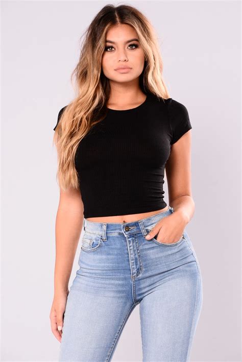 Jaclyn Crop Top - Black | Black crop top outfit, Crop top outfits, Top ...