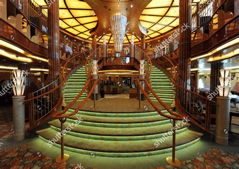 New Queen Elizabeth Cruise Ship Owned Editorial Stock Photo - Stock Image | Shutterstock