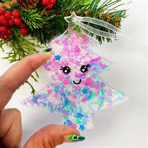 Easy Glitter Ornaments Christmas Craft