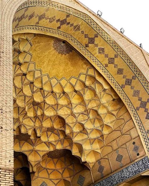 A visual tour through the mystical beauty of the Iranian architecture