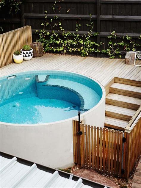 28 Refreshing plunge pools that are downright dreamy | Small pool design, Backyard pool, Small ...