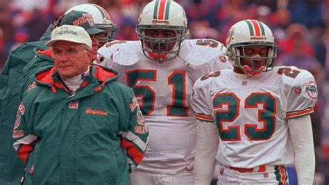 Six memorable moments from the Miami Dolphins-Buffalo Bills rivalry ...