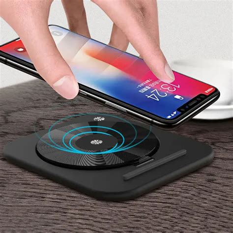 10W Qi Wireless Charger Desktop Fast Wireless Charging For iPhone XR XS ...