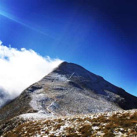 Taygetus Mountain Autumn Ascent via Athanati Rachi – Olympus Mountaineering