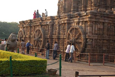 Unknown Ancient Historical Tourist Destinations in India: Konark Sun ...