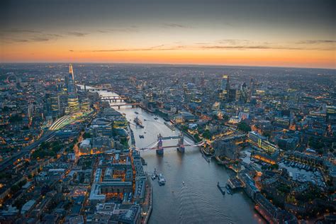 London from the air at night: Jason Hawkes' latest aerial photos of ...