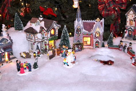 Christmas Village Setup Tips (with Pictures) | eHow