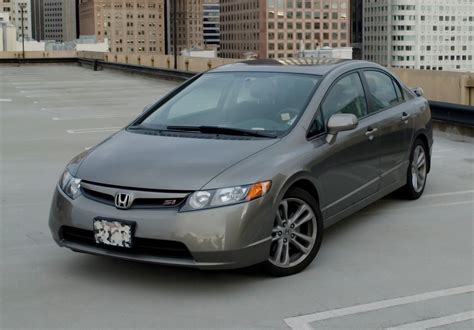 File:2006 Honda Civic Si.jpg - Wikimedia Commons