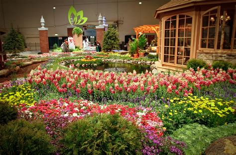 Family Time Magazine: Chicago Flower & Garden Show Returns to Navy Pier