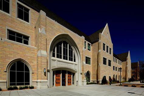 University of St. Thomas Anderson Student Center - Institutional Design ...