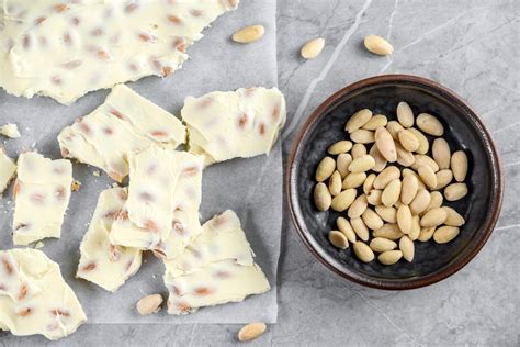 Simple 2-Ingredient White Almond Bark Candy Recipe