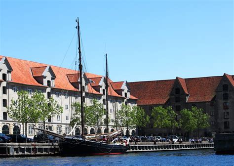 travelswithkathleen: Copenhagen canal cruise