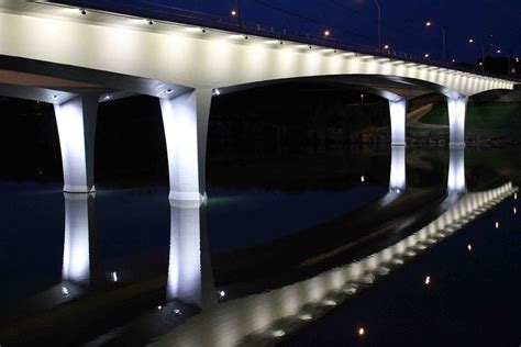 Colorado River Bridge at Marble Falls, TX - Architectural Engineers Collaborative (AEC)