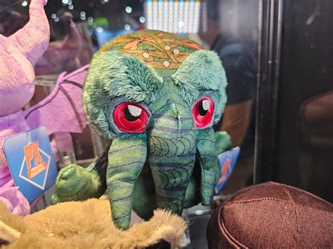 SDCC 2023 - Bleacher Creatures Marvel Kuricha Plush - The Toyark - News