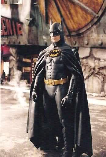 Pin by Mia O. on Favorite Movie & TV Costumes | Keaton batman, Michael keaton batman, Batman ...