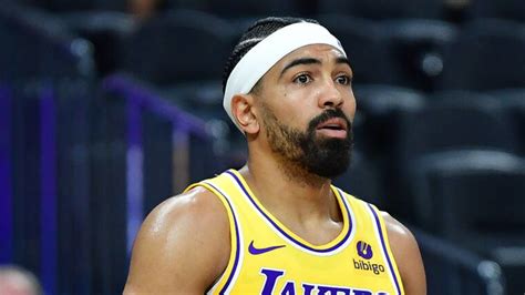 Lakers' Vincent 'strongly considering' knee surgery | Yardbarker