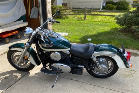 No Reserve: 1997 Kawasaki Vulcan 1500 Classic for sale on BaT Auctions - sold for $1,700 on May ...