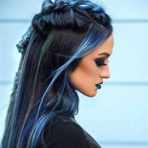 25 Edgy Hairstyles To Help You Embrace Your Inner Rockstar | Hair.com ...