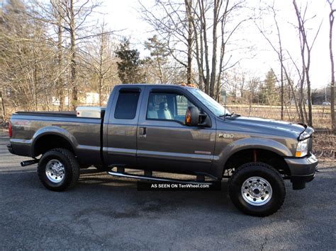 2003 Ford F250 Powerstroke Diesel Fx4 Ext Cab 4x4 $16900 / Offer