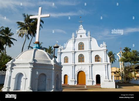 Holy cross church in Cochin Kerala Stock Photo - Alamy