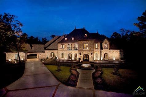 WOW: Take A Look Inside This 3 Million Dollar East Texas Home