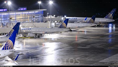 KIAH | Airport | Ramp | GFB | JetPhotos