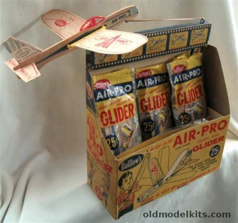 Guillows Guillows Air-Pro Folding Wing Glider Store Display and Balsa Wood Flying Gliders