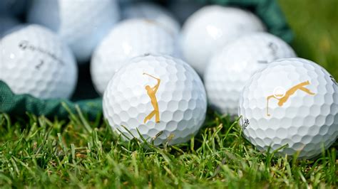 These are the 5 best practice golf balls to use indoors