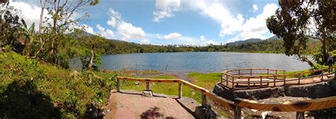 File:Danao Lake, Polangui Albay a.jpg - Philippines