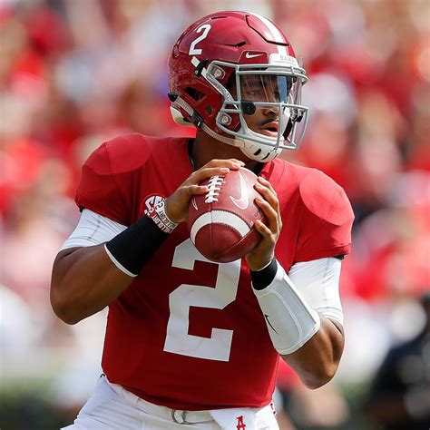 Jalen Hurts to Remain on Alabama for Rest of Season After Playing vs ...