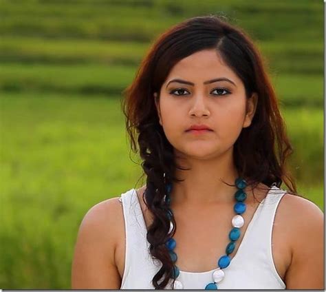 Barsha Siwakoti, Biography of a Nai Nabhannu La 2 actress – Nepali Actress