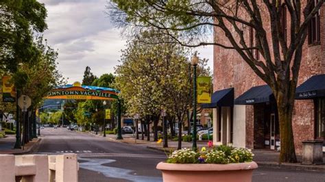 Vacaville Outlets, Outlet stores, Outlet Mall, Net Tree Outlets-Visit ...