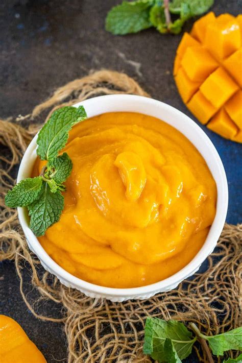 How To Make Mango Pulp (Mango Puree) - Whiskaffair