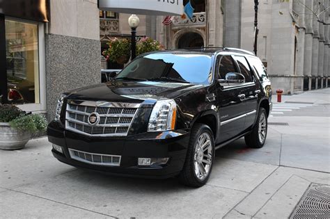 2013 Cadillac Escalade Platinum Edition Stock # L438E for sale near Chicago, IL | IL Cadillac Dealer