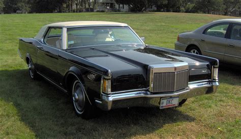 File:1969 Lincoln Continental Mark III.JPG - Wikimedia Commons