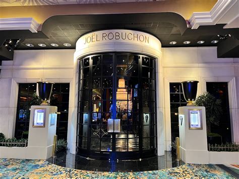 Review: Joël Robuchon Restaurant, Las Vegas, USA | World Traveller 73