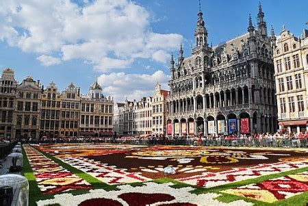 Grand-Place in Brussels, Belgium | History & Buildings | Study.com