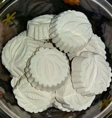 Kue Satu | Indonesian