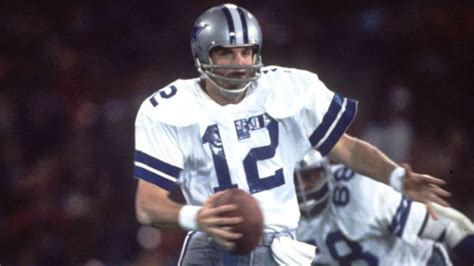 How many Dallas Cowboys players are in the NFL Hall of Fame? - AS USA