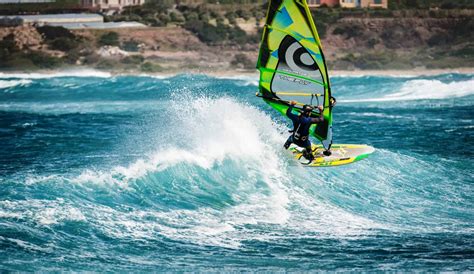 Na czym polega taklowanie żagla – windsurfing | Decablog