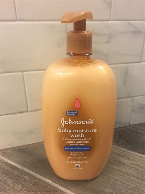 Pammy Blogs Beauty: Everyday Beauty Hacks: Makeup Brush Cleaning with Johnson's® Baby