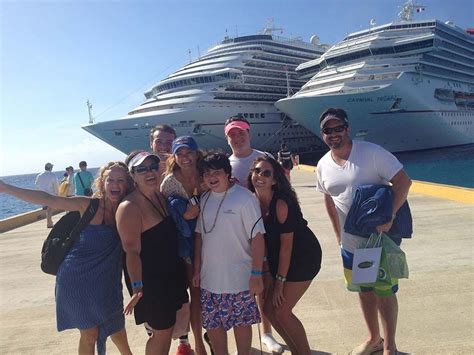 How to Plan a Family Reunion Cruise | Carnival Cruise Line | Family ...