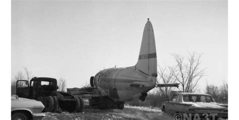 Crash of a Curtiss C-46F-1-CU Commando in Detroit | Bureau of Aircraft Accidents Archives