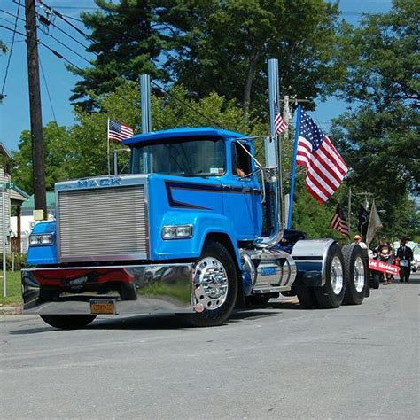 Semitrckn — Mack Superliner custom