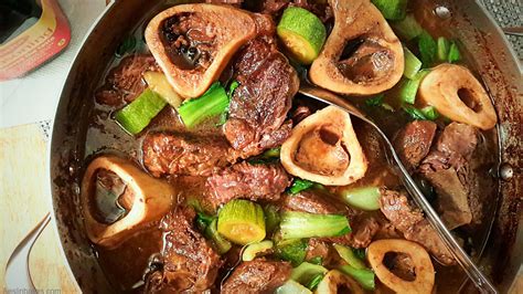 Bulalo (A Flavorful Filipino Beef Marrow Soup) - AeslinBakes