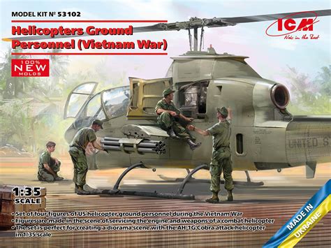 ICM 1/35 Helicopter Ground Personnel (Vietnam War) 53102 - Scale Model Shed