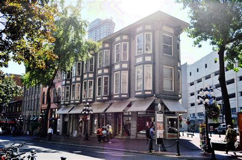 The 10 Best Restaurants in Gastown, Vancouver