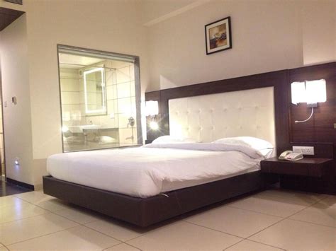 Hotel Lake View in Saputara - See 2023 Prices