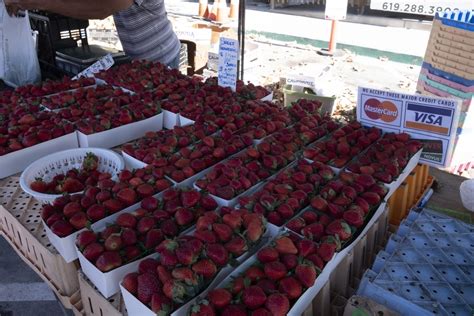 Poway Farmer's Market - Hungryones.com - Food Blog