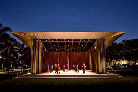 SOM Designs Flexible Outdoor Theater and Academic Building for Loyola Marymount University ...